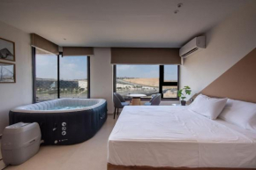 Jacuzzi Paradise Pyramids Panoramic View 503